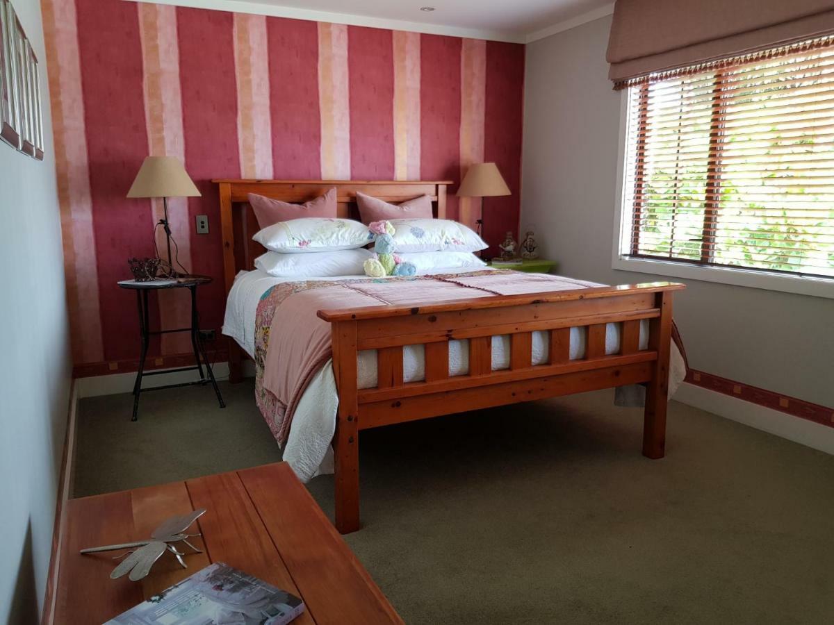 Villa Te Soro Bed And Breakfast Auckland Exterior photo
