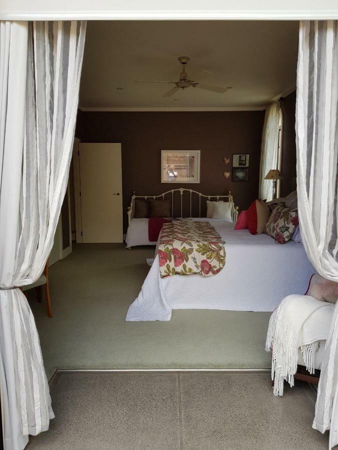 Villa Te Soro Bed And Breakfast Auckland Exterior photo